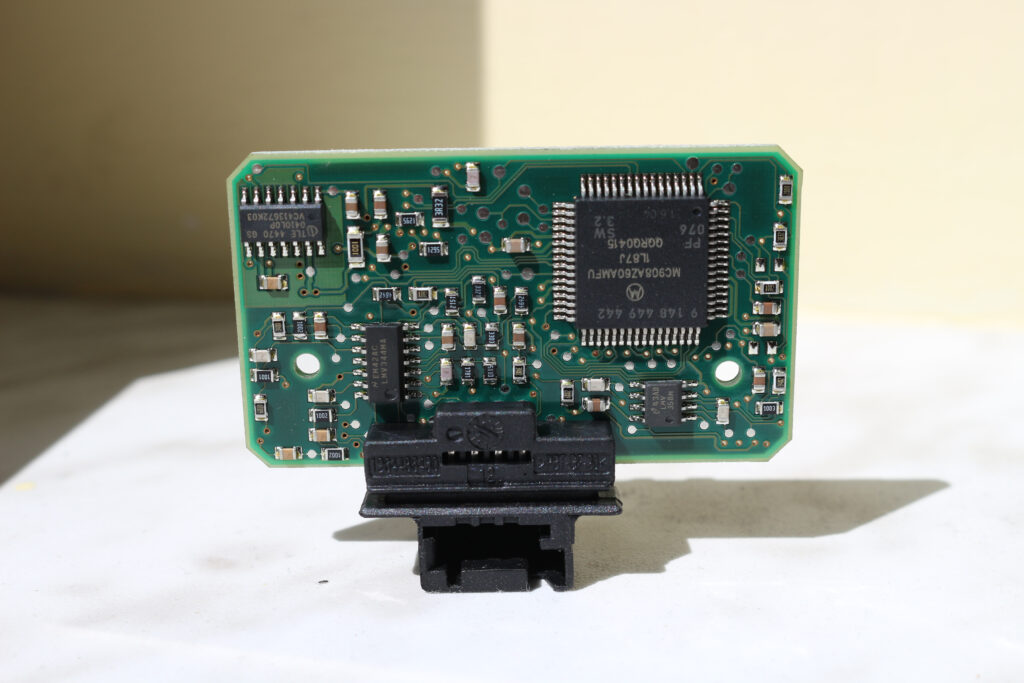 Peugeot 407 rain sensor PCB - back